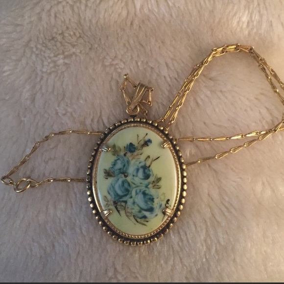 Vintage Jewelry - Vintage Necklace